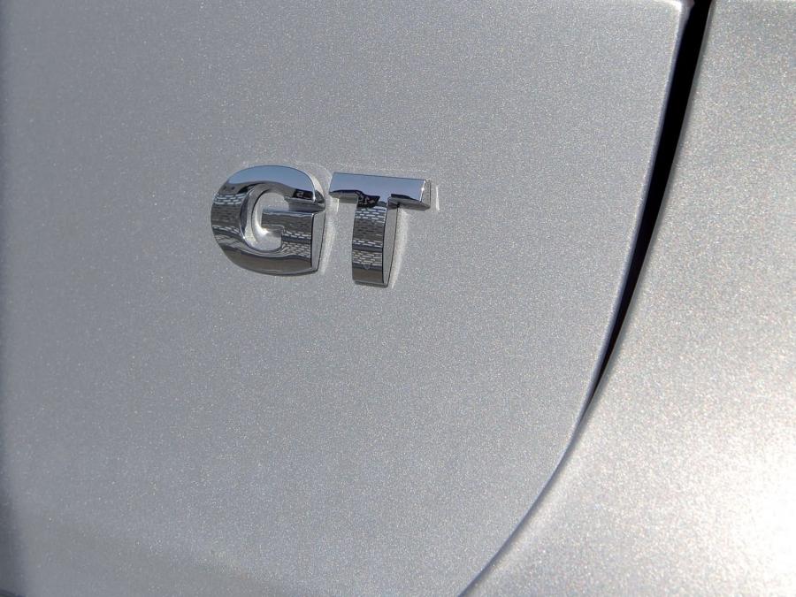  Volkswagen Golf GT TDi 2006 года  (фото 4 из 6)